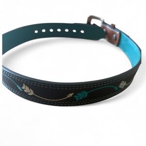 Boot Barn Carchfly Embroidered Leather Belt NWT